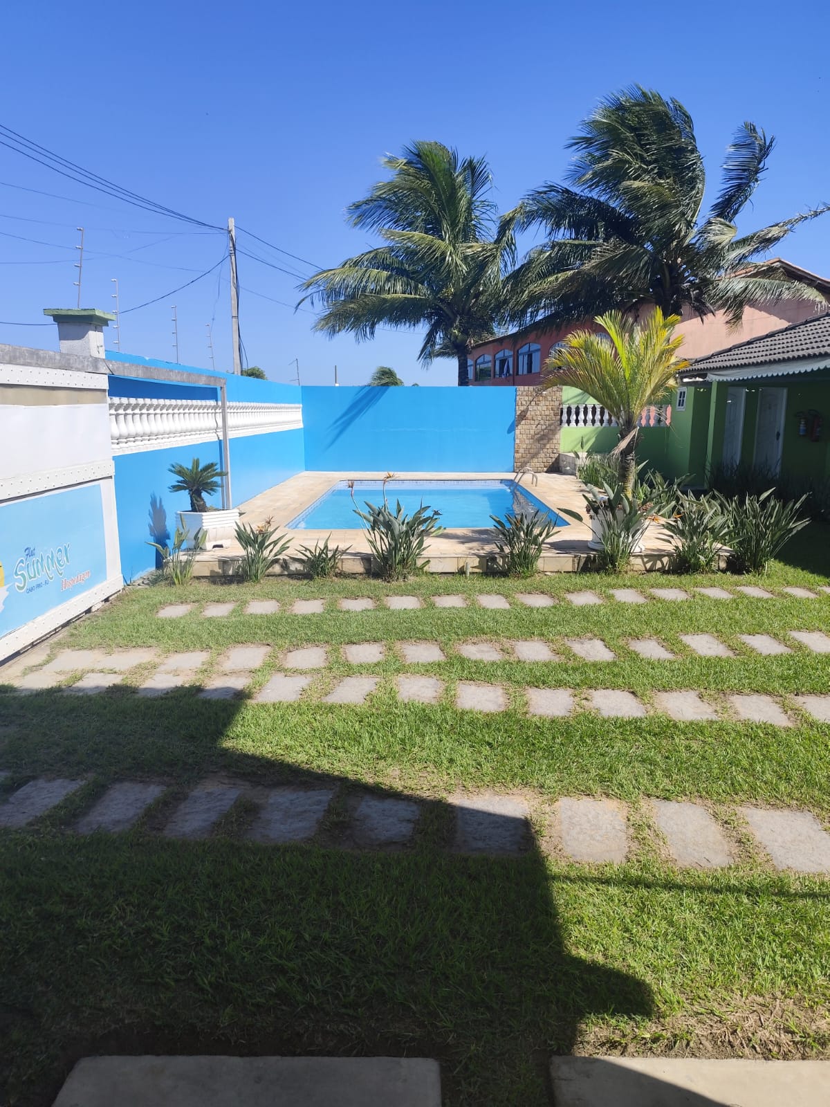 Área de convivência e jardim